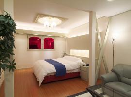 hotelLUANA 18歳未満入場禁止, hotel v destinaci Nankoku