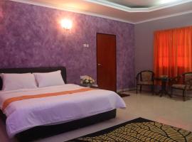 Bunga Raya Resort Parit Buntar, hotel i Parit Buntar