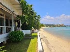 Ban Mok Talay Beachfront Villa