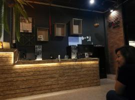 Goodnighthostel@Trang, hostel em Trang