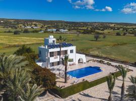 Villa Chrysta, alojamento para férias em Ayios Theodhoros