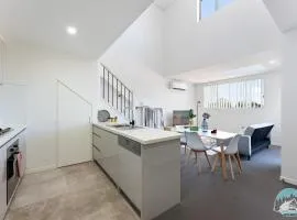 Aircabin - Epping - Loft Style - Comfy - 1 Bed Apt