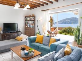 Villa peristeri, hotel ad Alinda