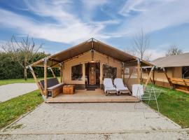 Glamping Tents in Tuhelj with thermal riviera tickets, кемпінг у місті Тухельське Топліце