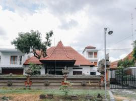 Padma Amita Yogyakarta, hotel v destinaci Jetis