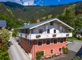 B&B by Zillners, hotell i Zell am See