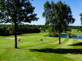 Halmstad Tönnersjö Golfbana、Eldsbergaのグランピング施設