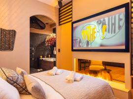 Host Inn Neat Sūite - Spa & Cinema, hotel i Lyon