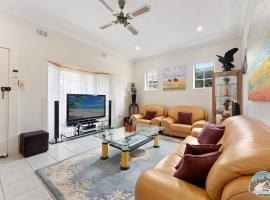 Aircabin - Blakehurst - Spacious - 5 Beds House, hotel din Sydney