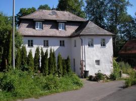 Tolles Ferienhaus in Presseck mit Grill und Garten, hotel amb aparcament a Presseck