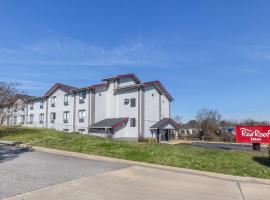 Red Roof Inn Suffolk