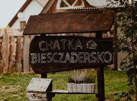 Chatka Biesczadersko, holiday home in Lutowiska