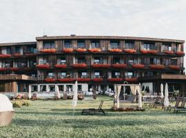 Hotel Rudolf, hotel in Brunico