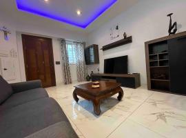 Entire Private House with Large Yard – hotel w mieście Is-Swieqi