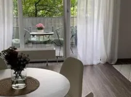 Zentrale, 55m2, helle 2 Zimmer Whg nähe Messe