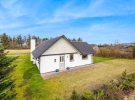Holiday Home Moreen - 200m to the inlet in Western Jutland by Interhome, feriehus i Vemb