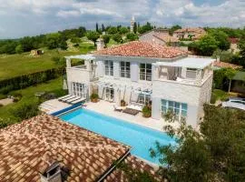 Villa Moonlight