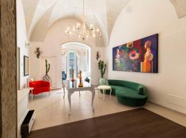 Palazzo Cavour: Lecce şehrinde bir Oda ve Kahvaltı