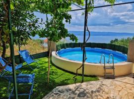 Holiday Home Omindula, hotel na Jesenicah