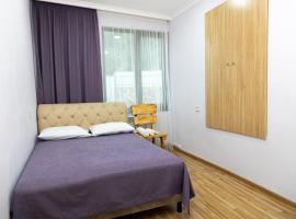 Loly Luxury Guest House, guest house in Dilijan