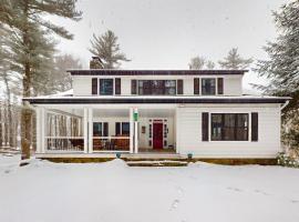 Pine Cone Place, hotel in Pocono Pines