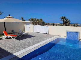 Villa neuve avec piscine privée, palge a proximité, hotell i Midoun