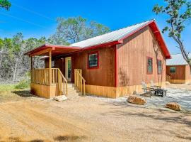 Forest Retreat - Texas Cabins, hotel povoľujúci pobyt s domácimi zvieratami v destinácii Blanco