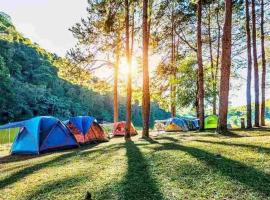 Tapian Asri Camp, hotel em Bukittinggi