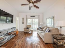 Comfy, Convenient Close to Rehoboth and Lewes!, hotel v destinaci Rehoboth Beach