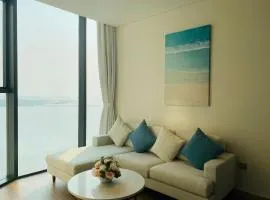 Bayside Bliss Apartment By A La Carte Ha Long Ocean View