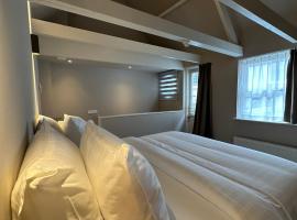 Hotel Grand Canal, hotel in Delft