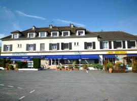 Le Relais de la route bleue โรงแรมที่มีที่จอดรถในSaint-Loup
