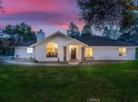 Mountain Retreat! 4 BDR, 2 BTH Yosemite, Bass Lake