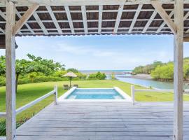 Villa Sungai Laut, hotel sa Canggu