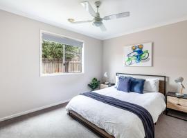 Oakdean Resort- Pool, Spa, Beach, Sleep 10, spa hotel in Ocean Grove