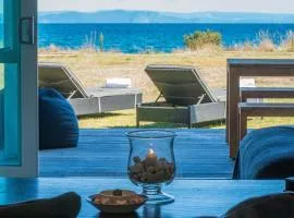 Lakefront Style - Lake Taupo Holiday Home