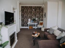 Postmasters Apartment Motueka โรงแรมในMotueka