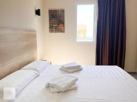 Hotel La Marina Elche, hotel i La Marina