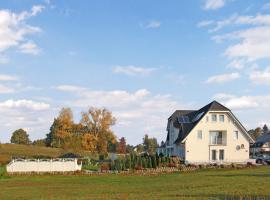 Stunning Apartment In Neppermin-usedom With Kitchen, hotel with parking in Neppermin