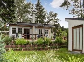 Nice Home In Rheinsberg Ot Warenthi With Sauna，Warenthin的Villa