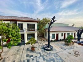 Chí Thanh Homestay, hotel en Pleiku