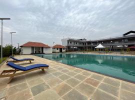 Soundarya Sapphires, hotel sa bazenima u gradu Bangalor