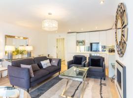 GuestReady - Impressionante 2BR Flat com Vista Terraço e Mar, hotel em Malahide