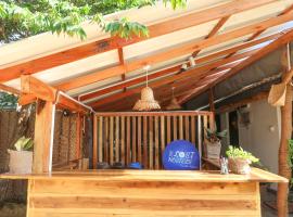 Happy Hammocks, Arugam Bay Beach - Sri Lanka, hostel σε Arugam Bay