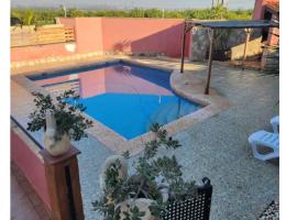Casa rural lo marqués: Orihuela'da bir havuzlu otel