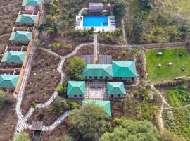 Bagh Serai - Rustic Cottage with Private Pool, glamping en Sawāi Mādhopur