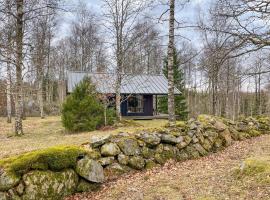 Stunning Home In Smlandsstenar With Wifi, vila di Smålandsstenar