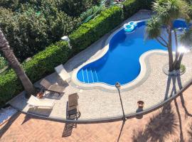 Gorgeous Home In Giffoni Sei Casali With Outdoor Swimming Pool, hotel sa Giffoni Sei Casali