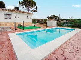 Amazing Home In Alcala La Real With Wi-fi、アルカラ・ラ・レアルのホテル