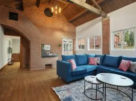 GuestReady - 5bed Victorian Manor near Liverpool